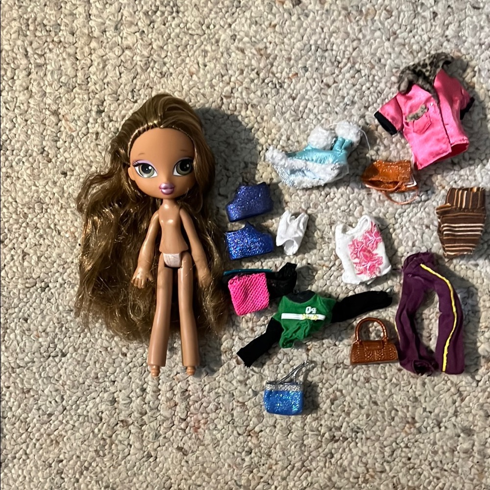Bratz Fashion Doll with Clothing Accessories